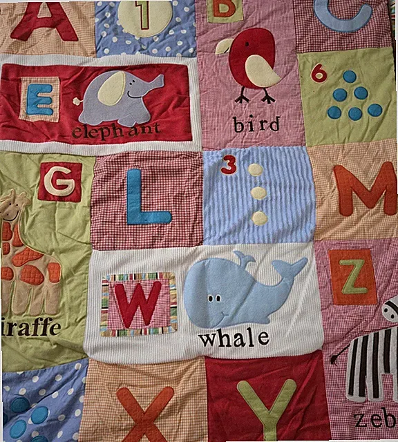 RARE VTG COCALO 9 Piece Alphabet Soup / Numbers Striped Animals Nursery Bedding