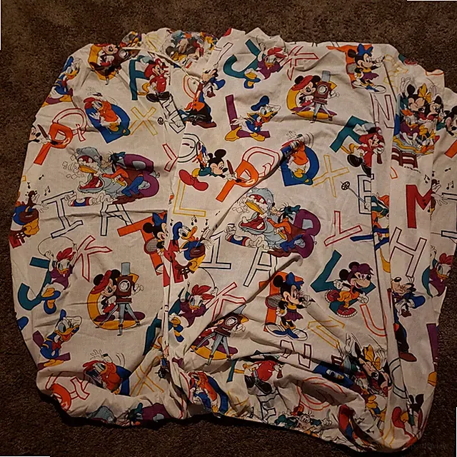 Vintage Dundee Mickey Mouse Walt Disney Alphabet Toddler Crib Sheet Set USA